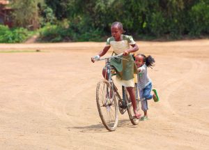 Coca-Cola 5by20 Project - water vendors in Naivasa Kenya